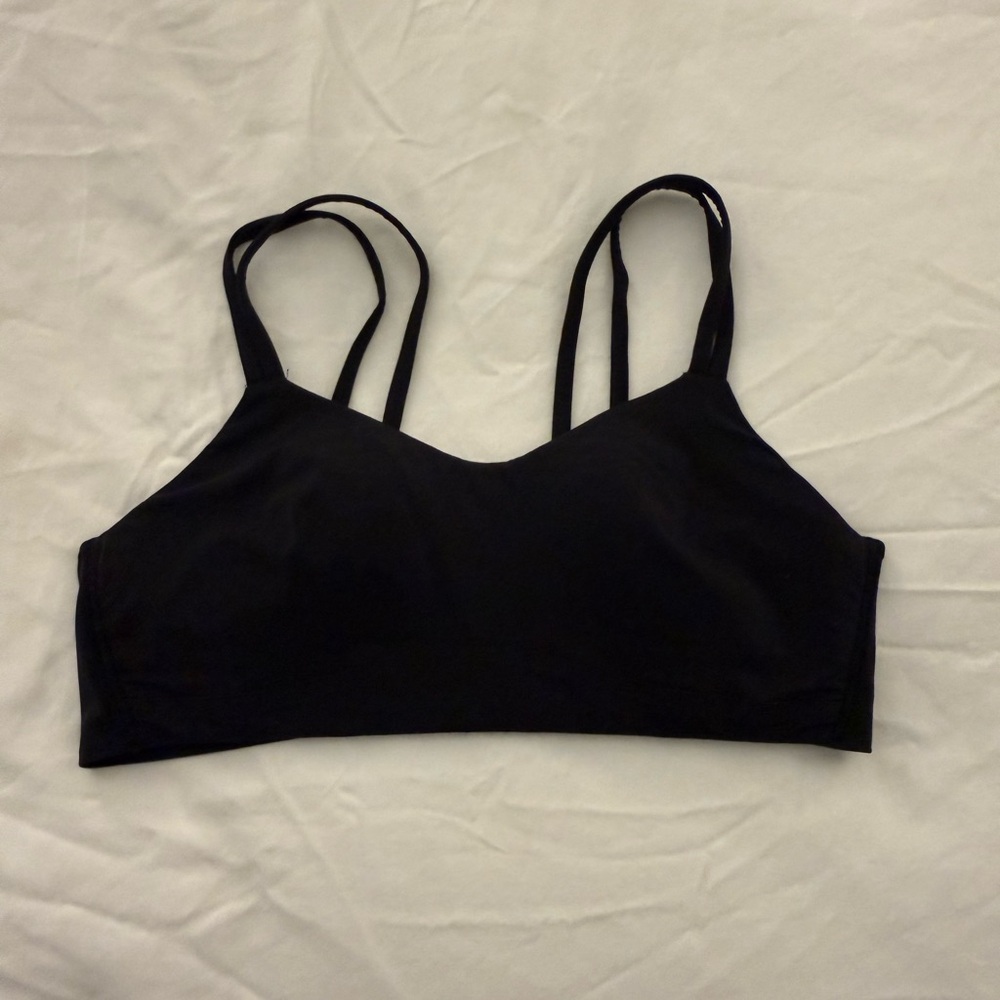 Lululemon like a cloud bra